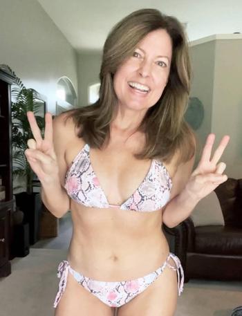Silvia, 57 Caucasian/White female escort, Sarnia